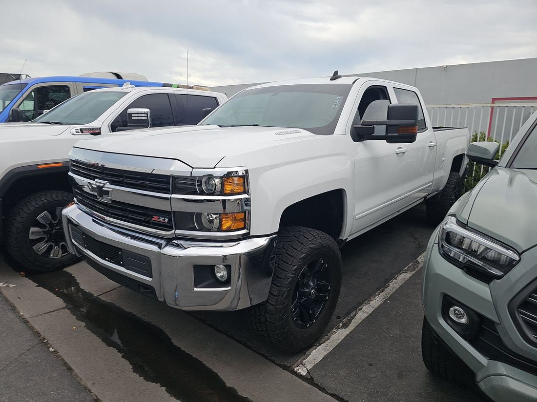 2016 CHEVROLET 2500