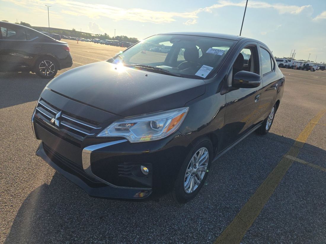 2024 Mitsubishi SE, SAM