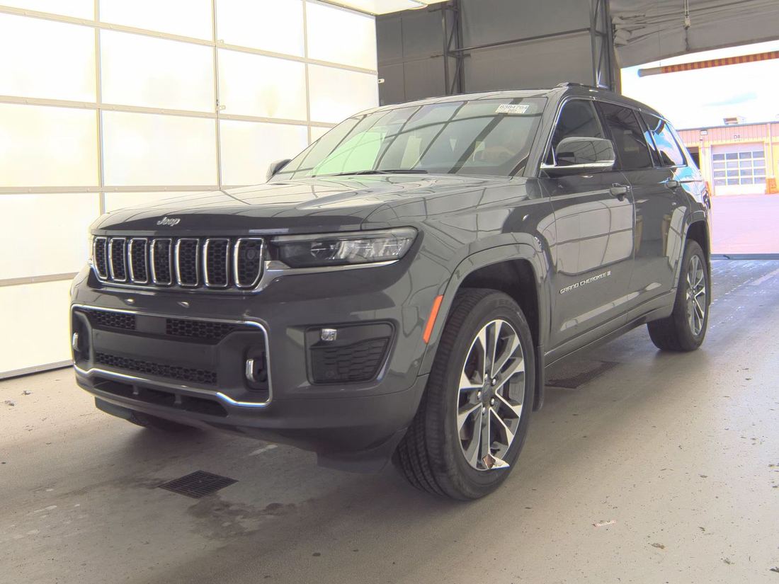 2025 Jeep Overland