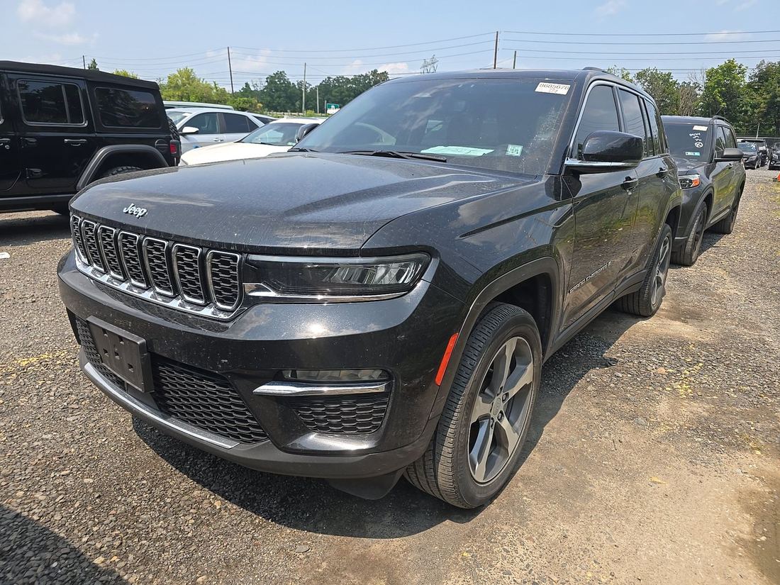 2023 Jeep Limited
