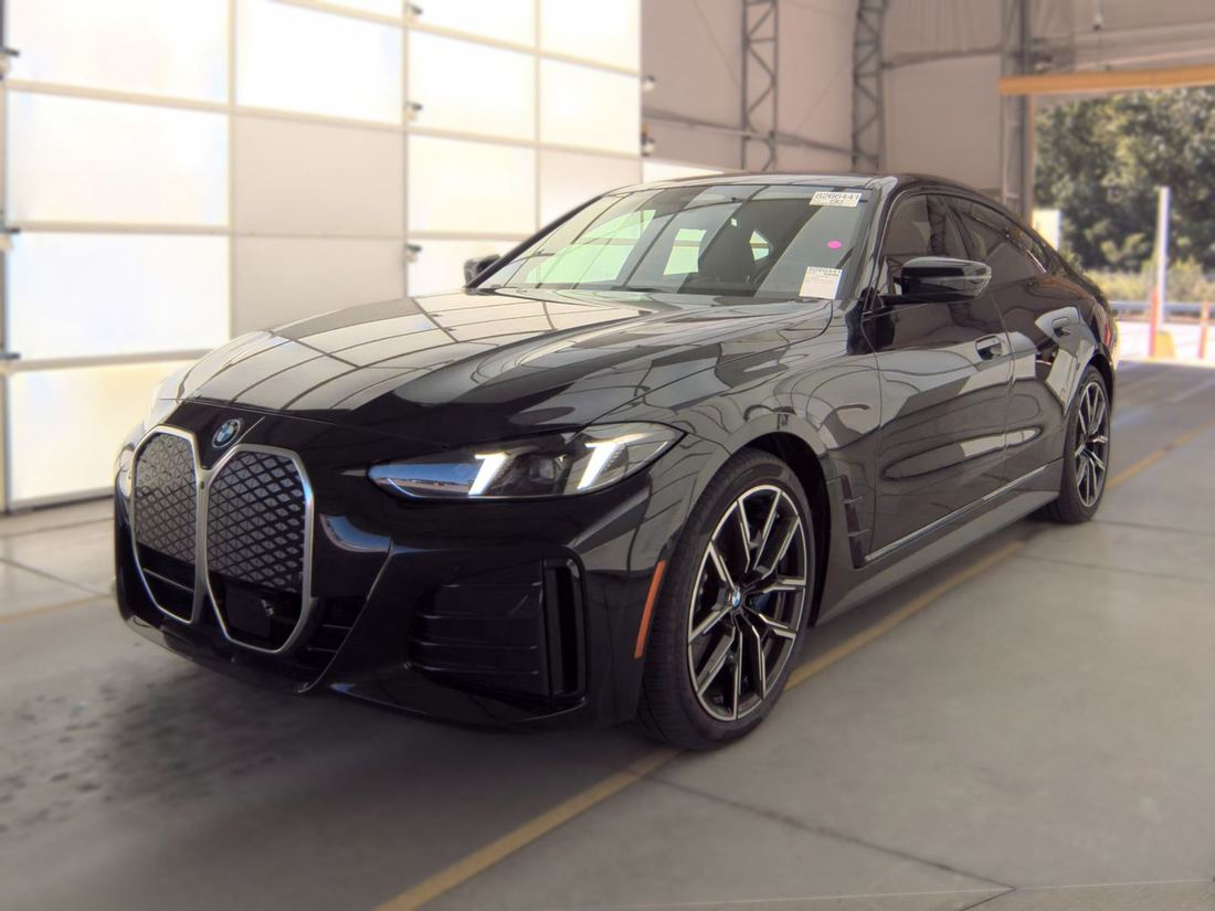 2025 BMW eDrive40