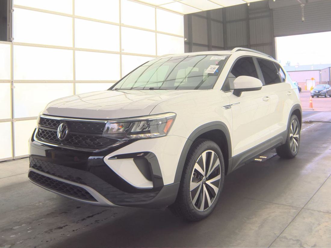 2022 Volkswagen SE