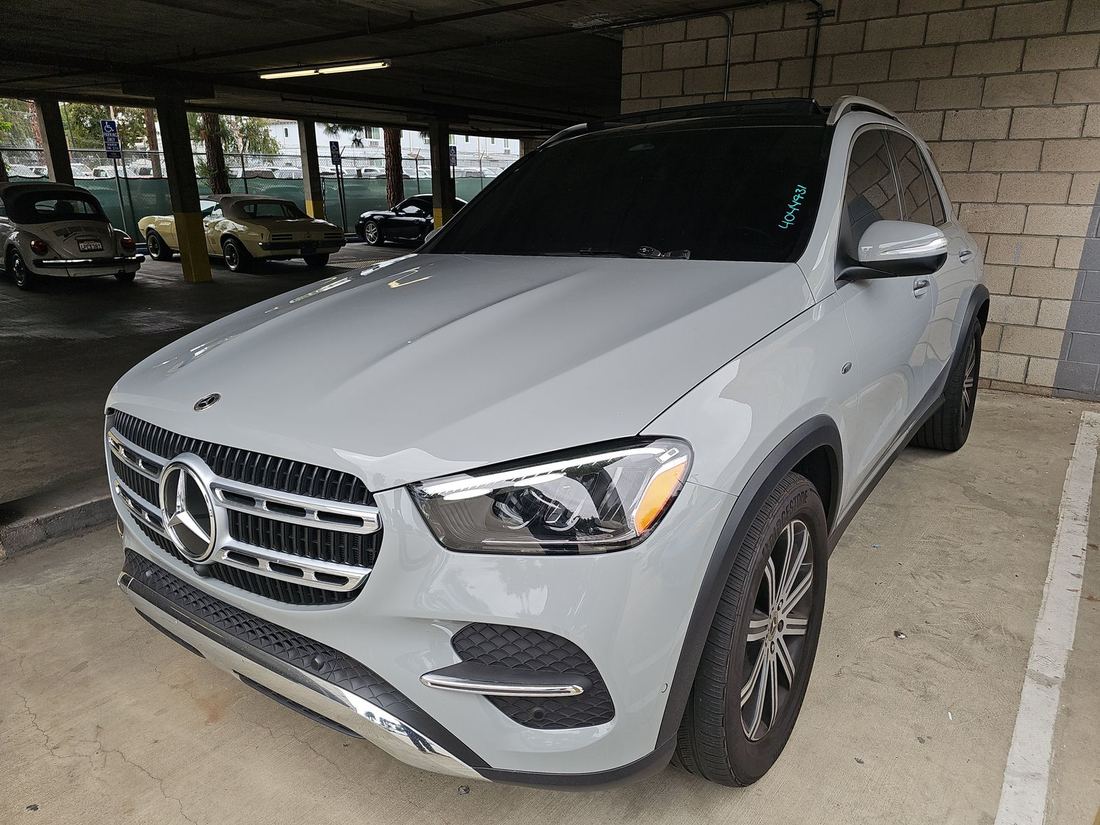 2025 Mercedes-Benz GLE450e 4MATIC