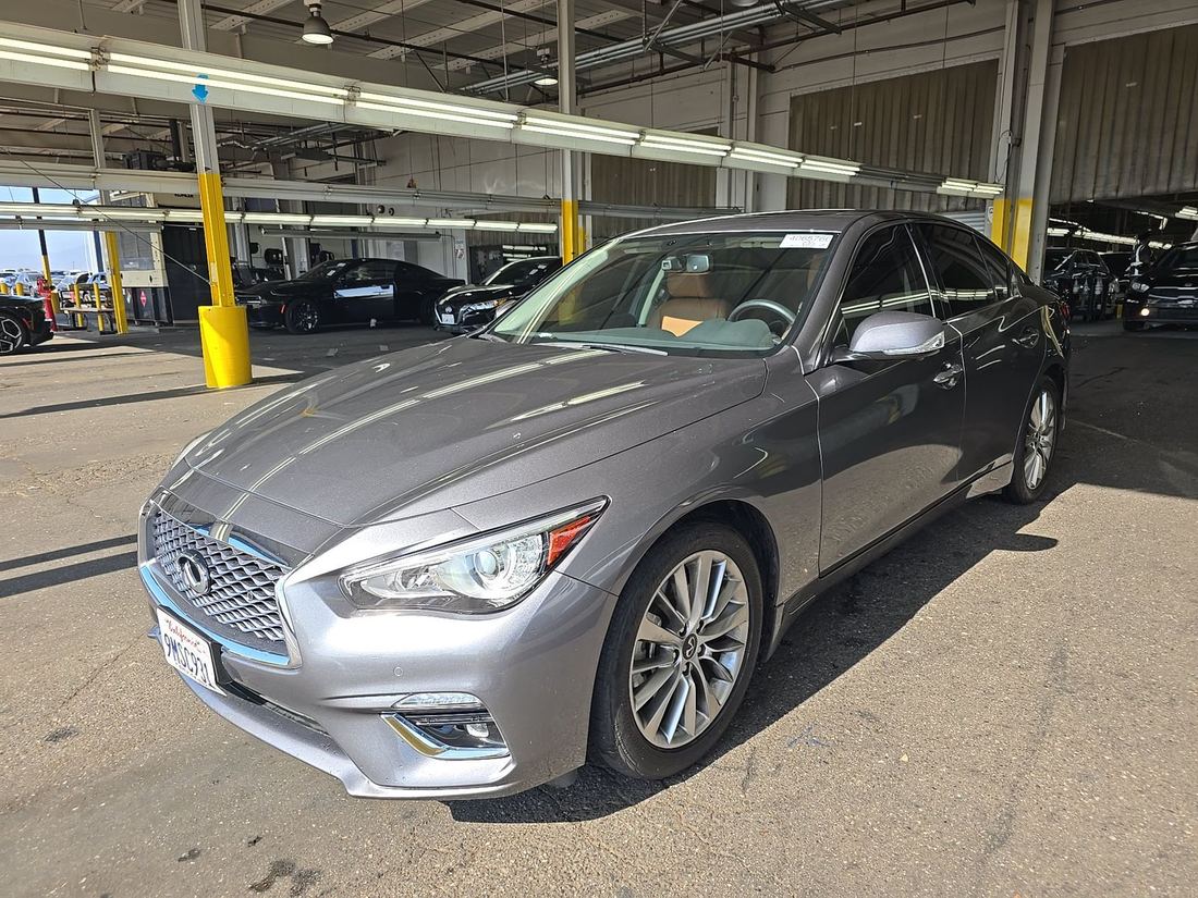2023 INFINITI Luxe