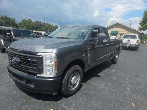 2026 Ford F-Series Super Duty-Single Rear Wheels
