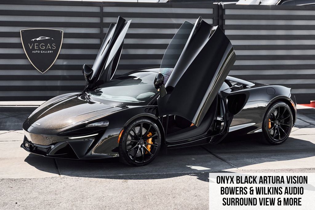 2026 McLaren Artura