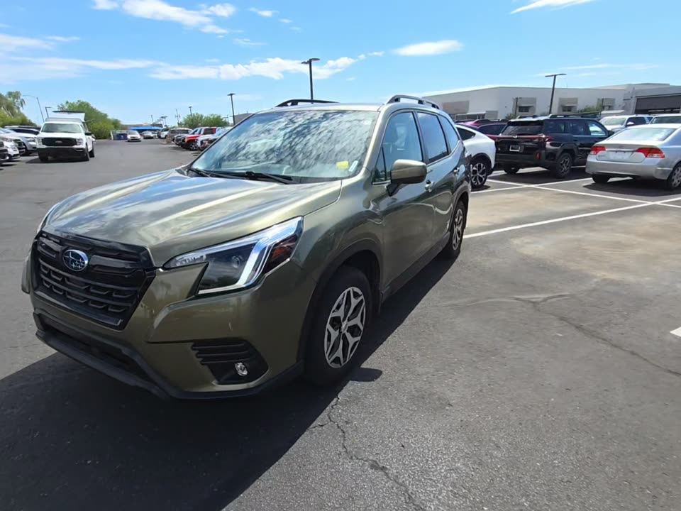 2024 Subaru Premium Base