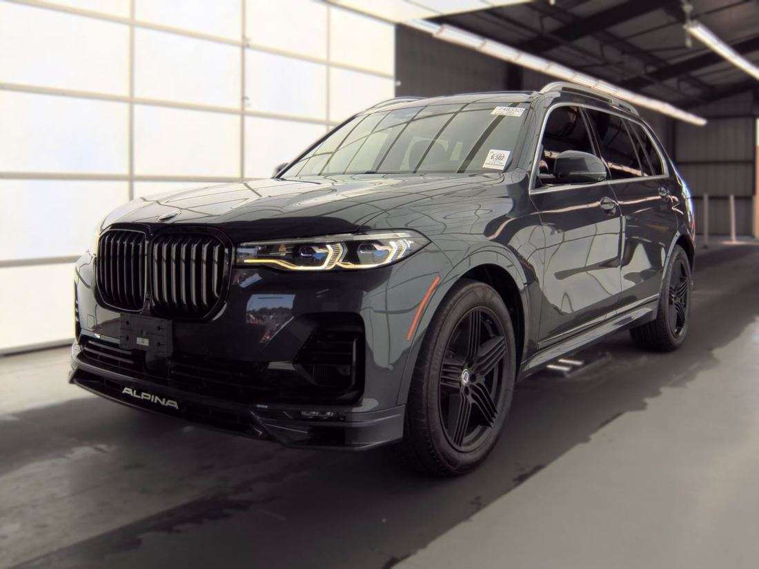 2022 BMW XB7
