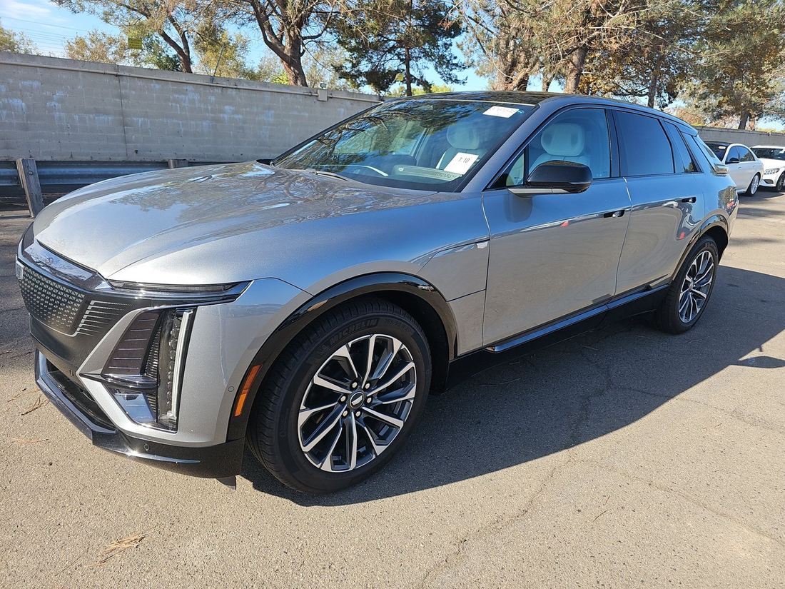2024 CADILLAC Sport-2