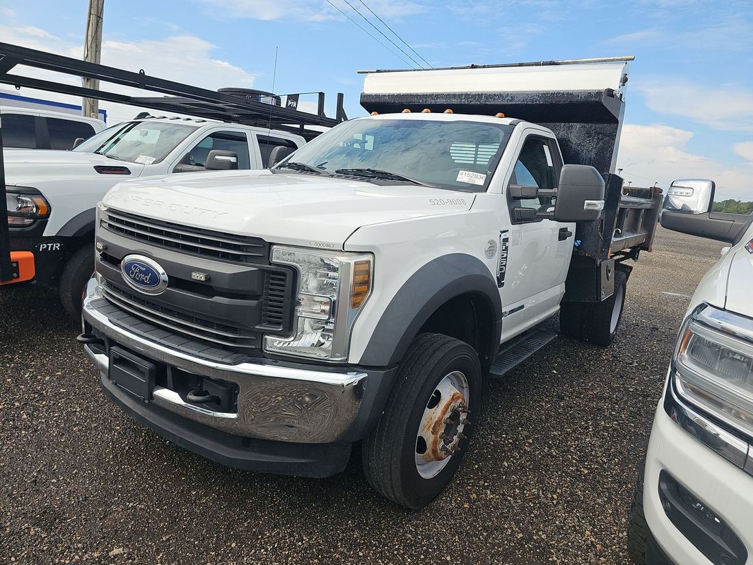 2019 Ford Super Duty - Dual Rear Wheel