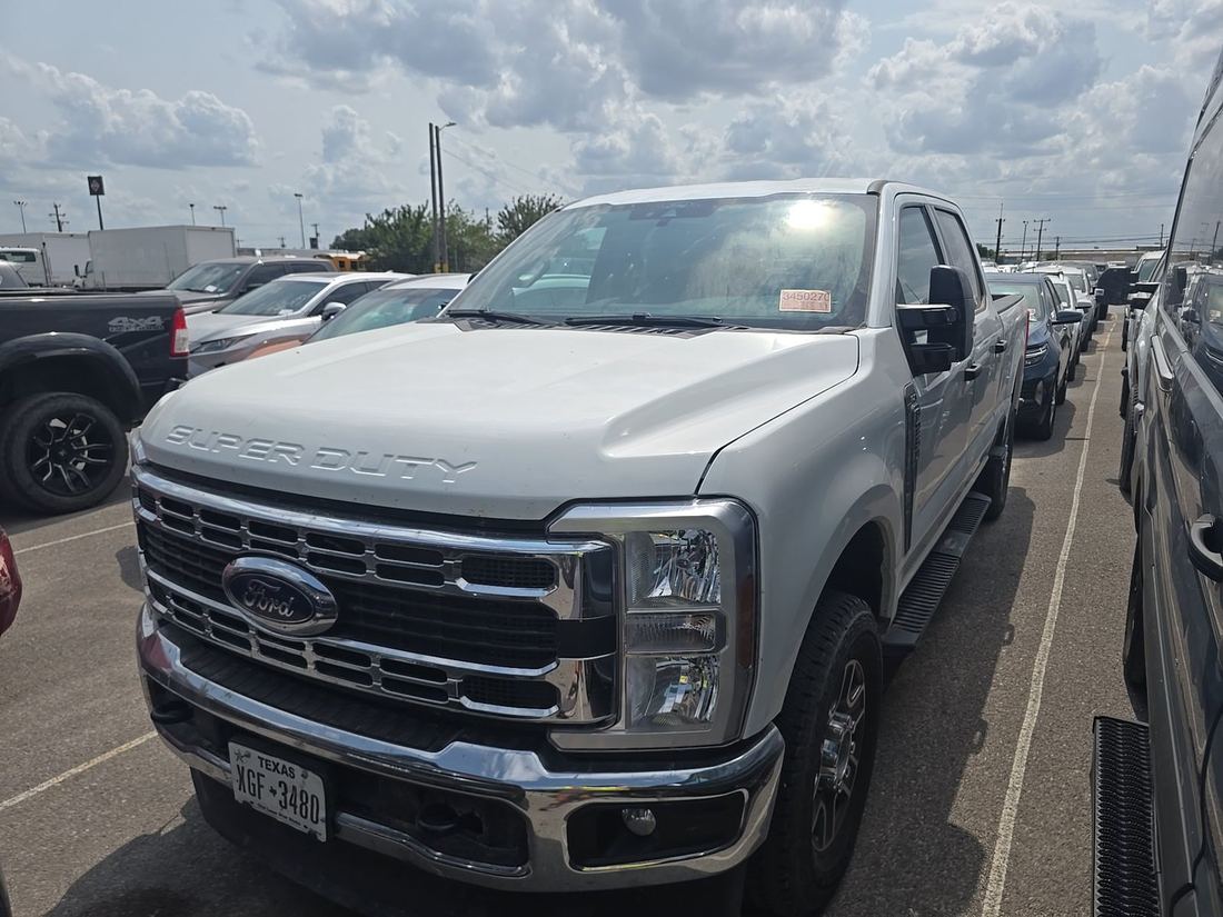 2025 Ford F-Series Super Duty-Single Rear Wheels