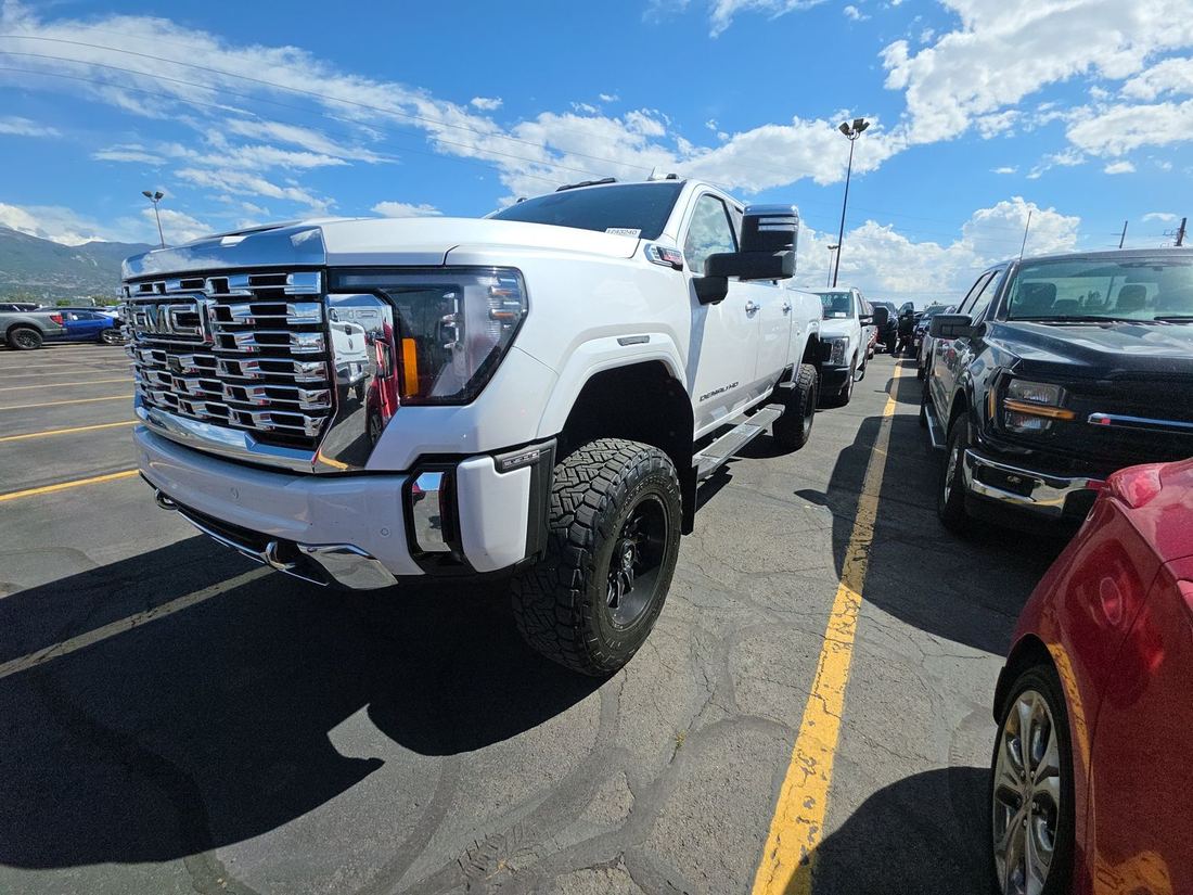 2024 GMC 3500