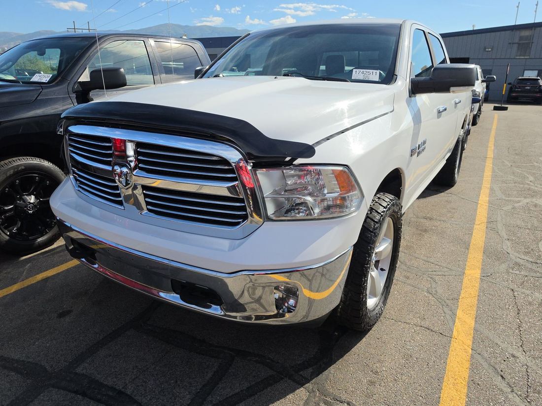 2015 Ram SLT