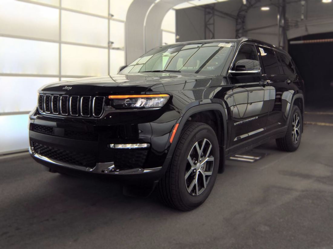 2025 JEEP Limited