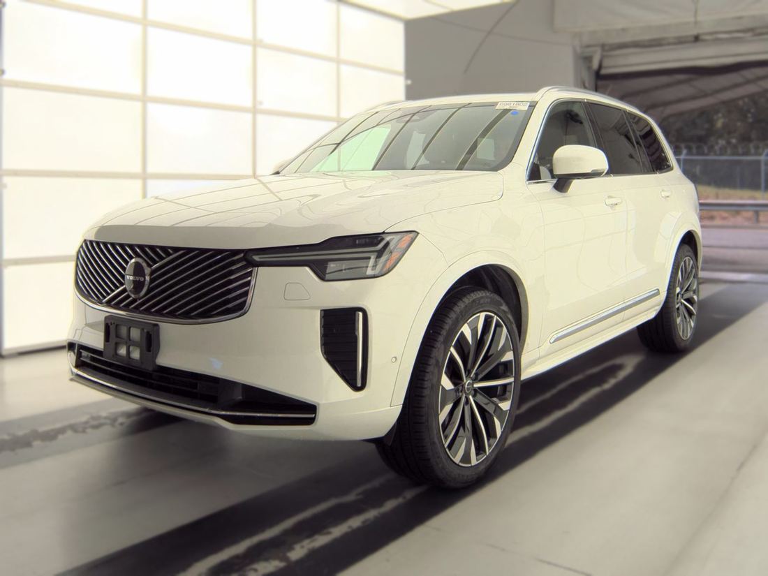 2026 VOLVO Plus Bright
