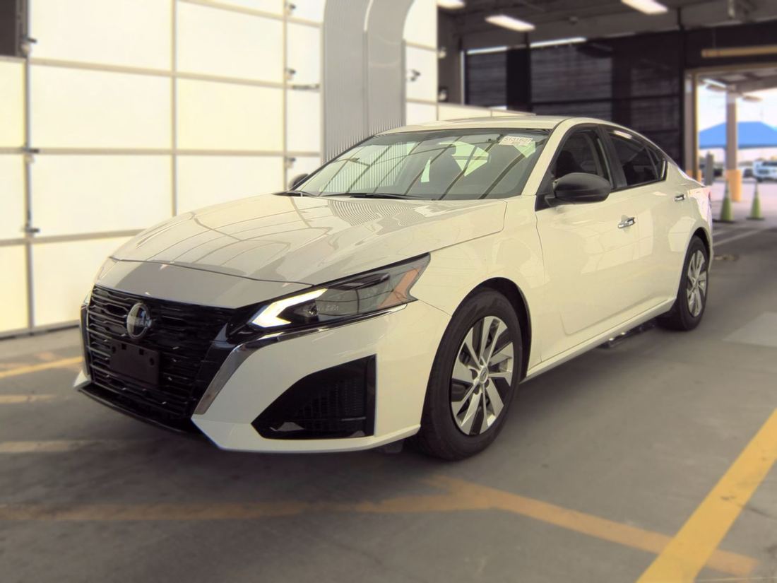2025 NISSAN S