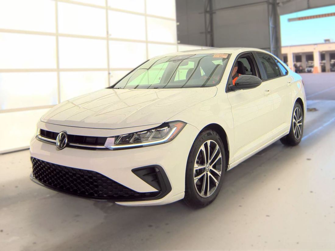 2025 VOLKSWAGEN Sport