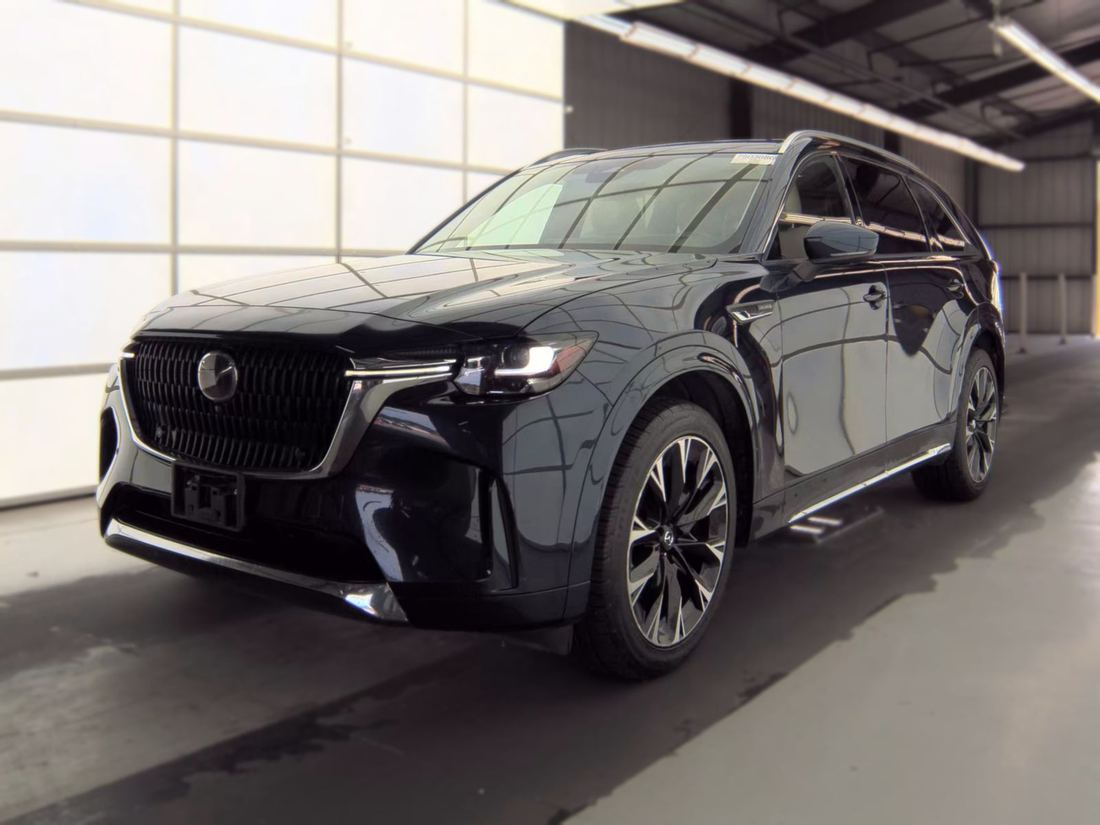 2024 MAZDA Premium Package