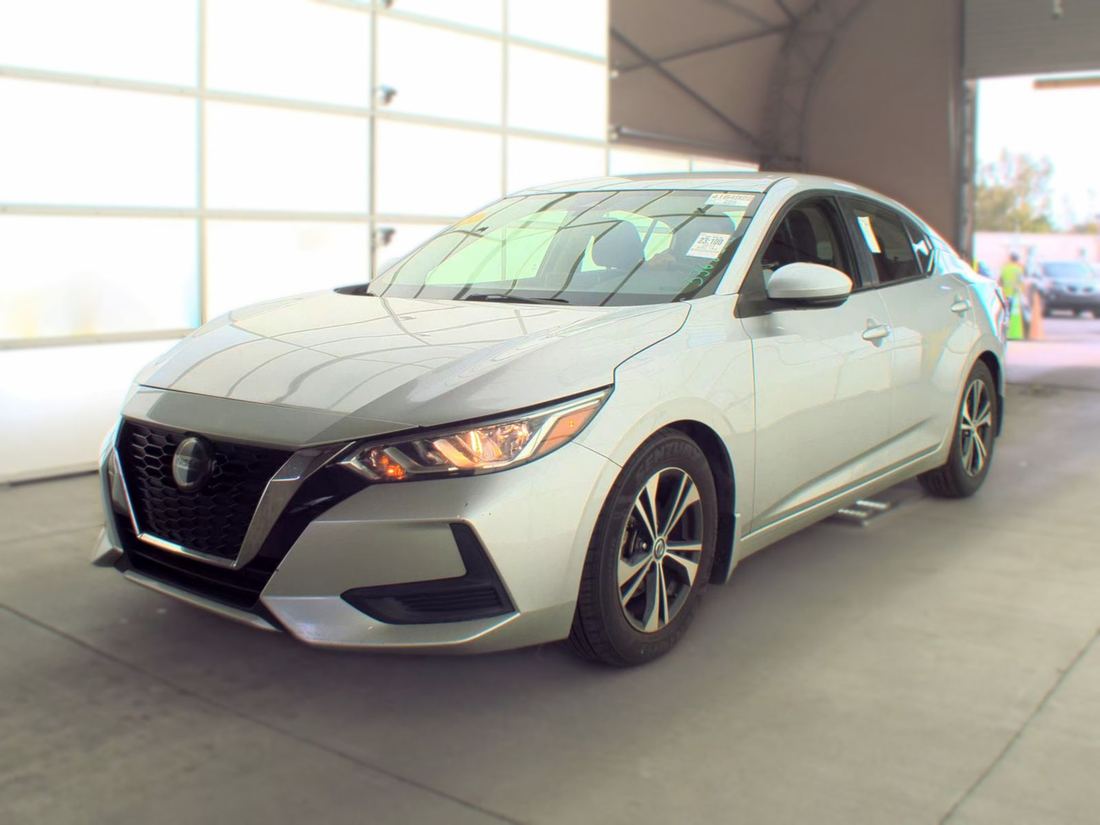2020 NISSAN SV
