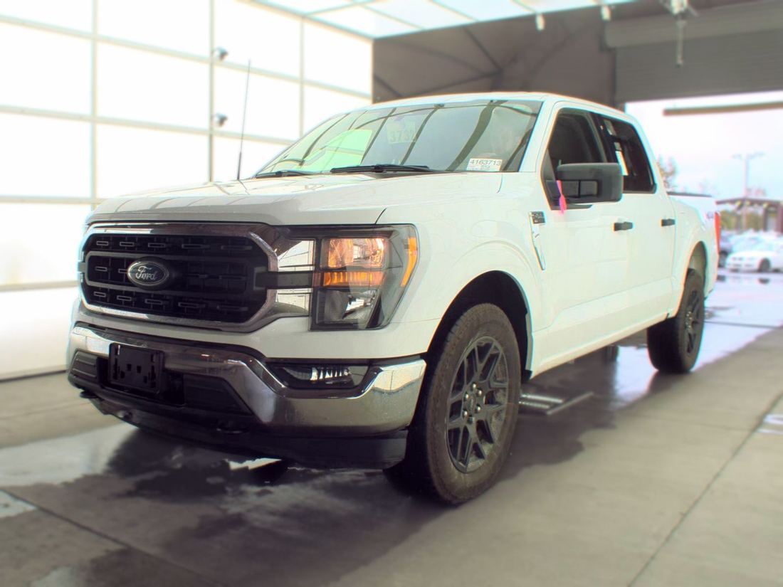 2023 FORD SuperCrew