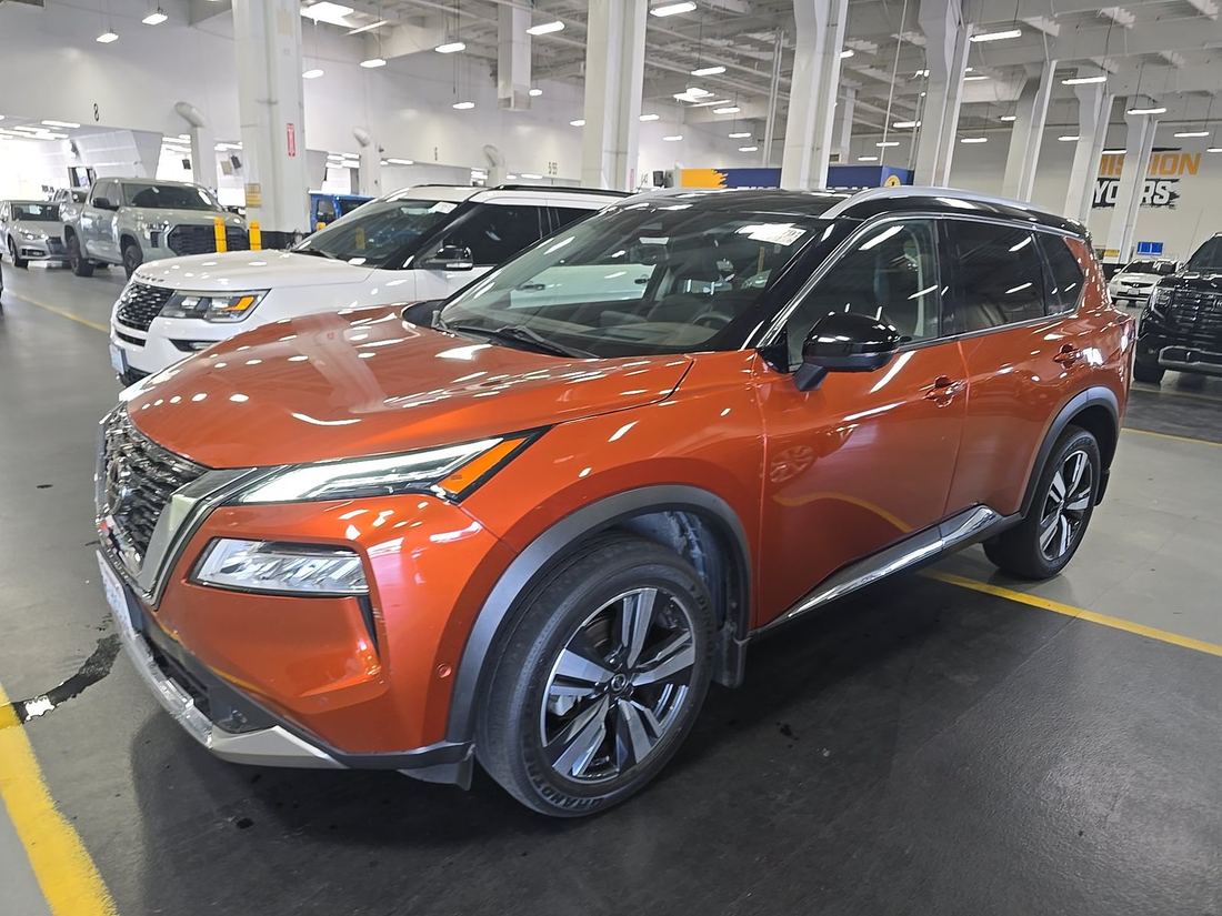 2021 NISSAN PLATINUM