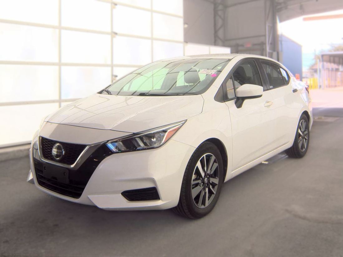 2022 NISSAN SV