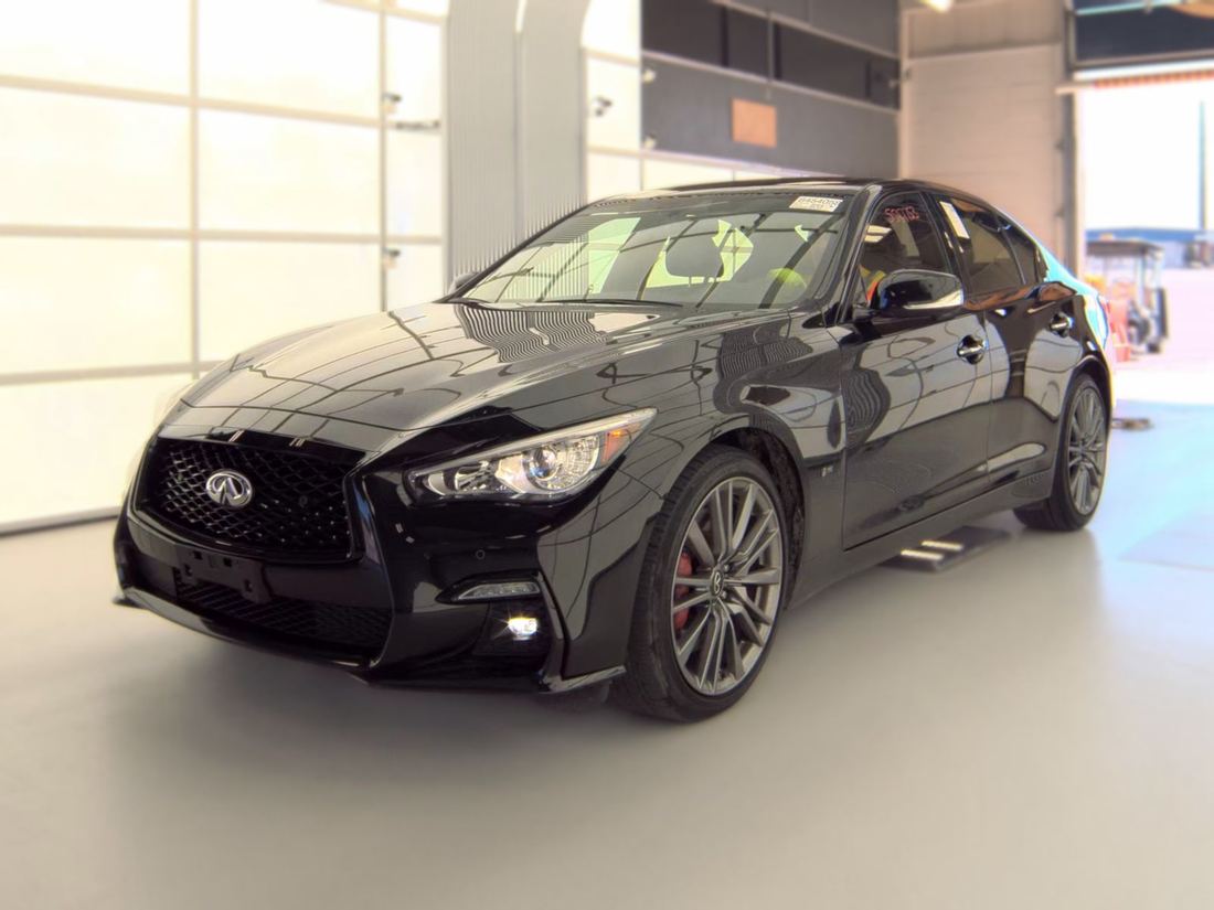 2022 INFINITI RED SPORT