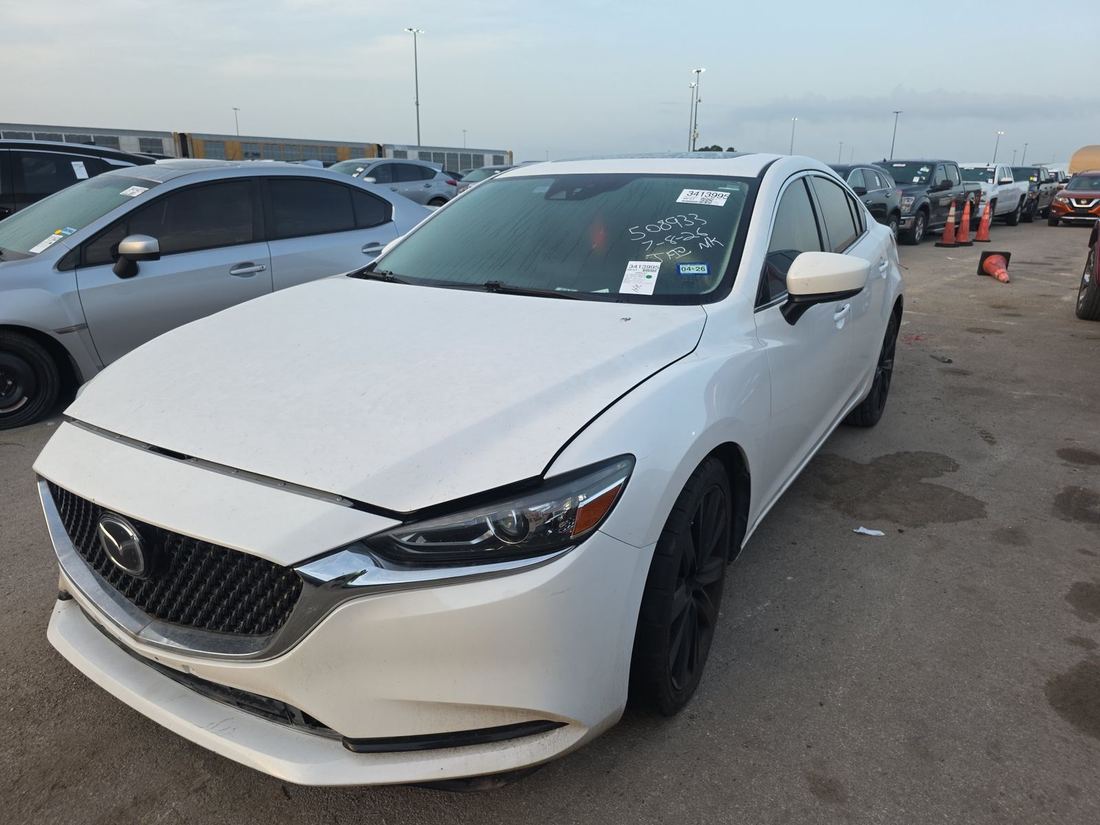 2019 MAZDA Touring