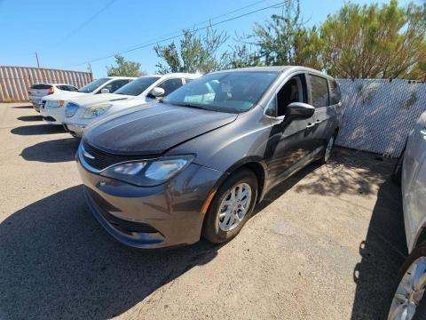 2017 Chrysler Touring