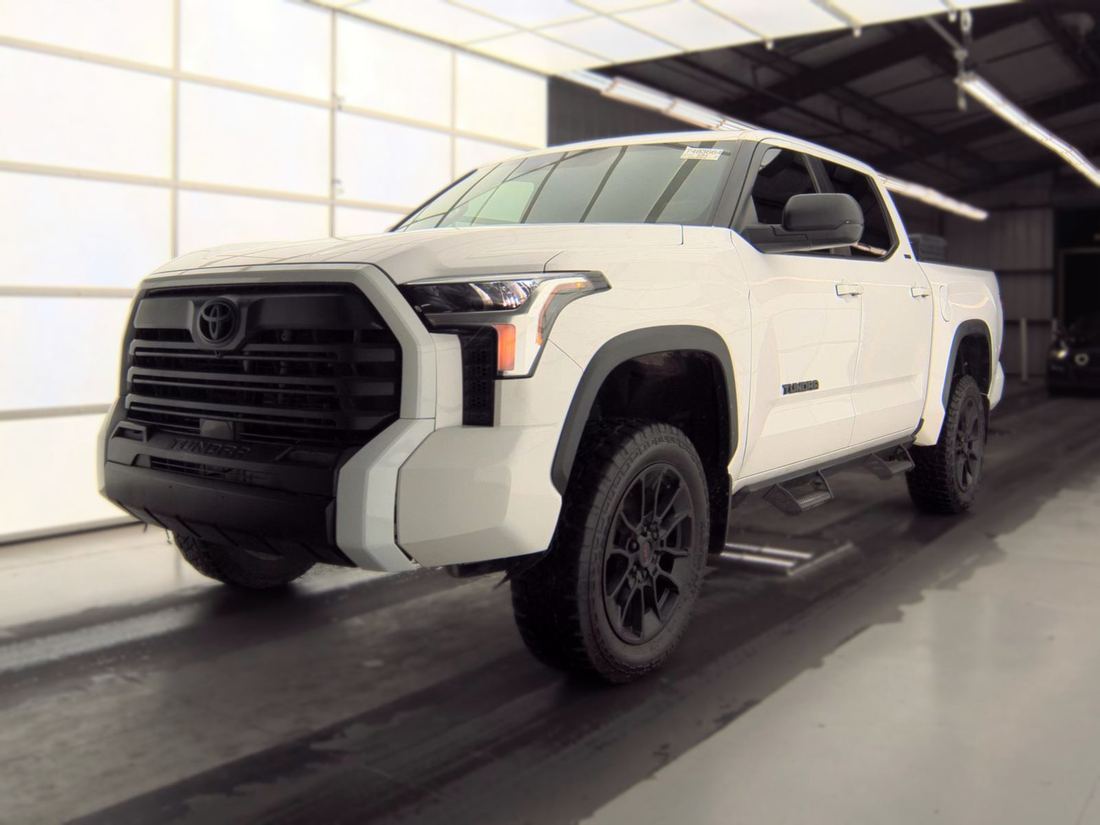 2025 Toyota 75 Series