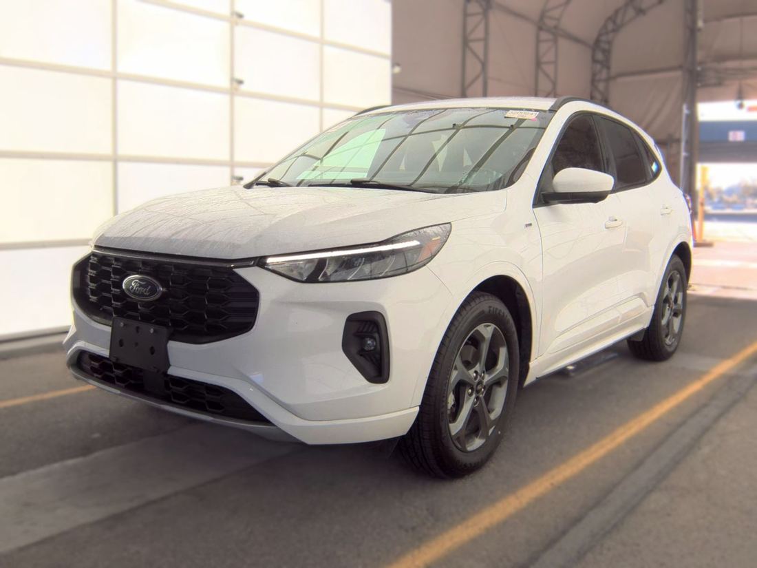 2023 FORD ST Line Select