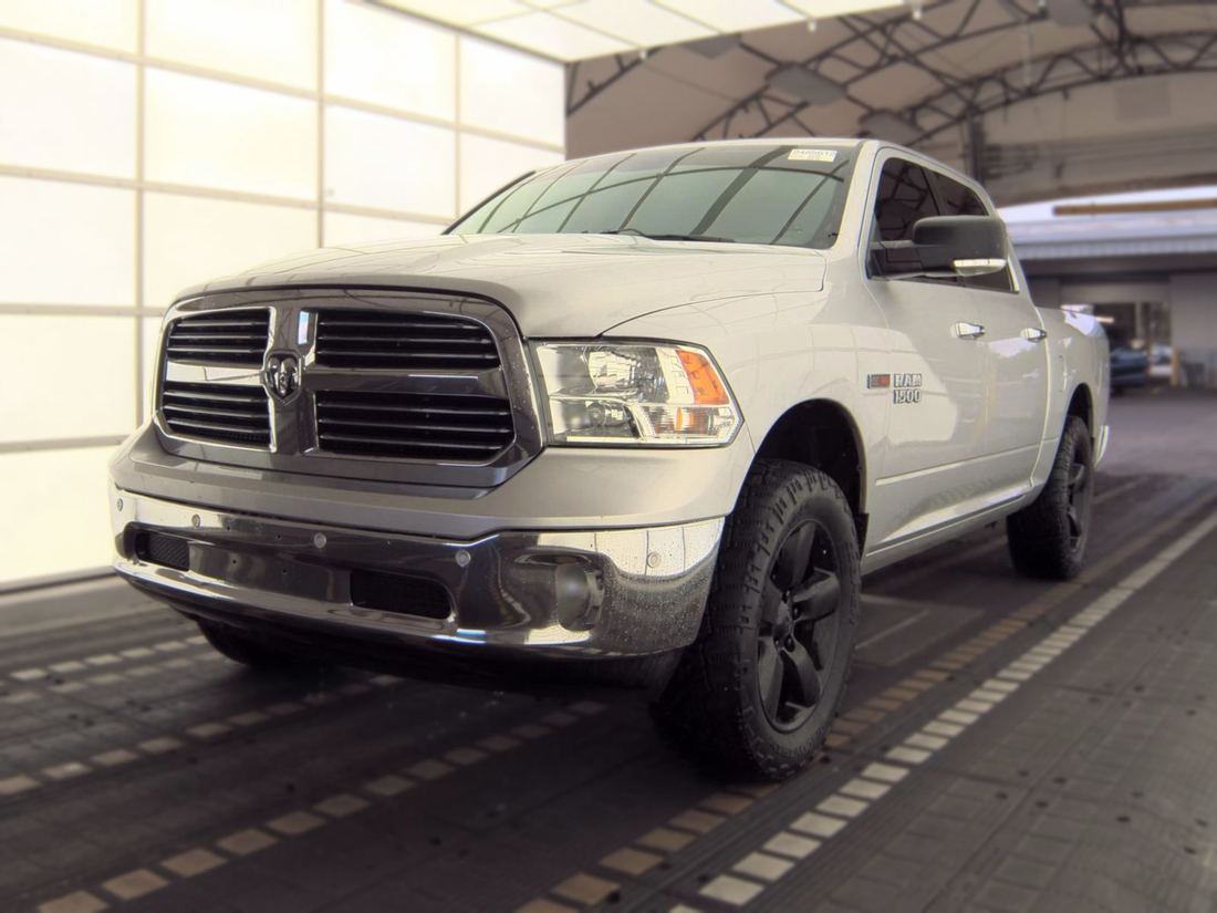 2016 RAM SLT