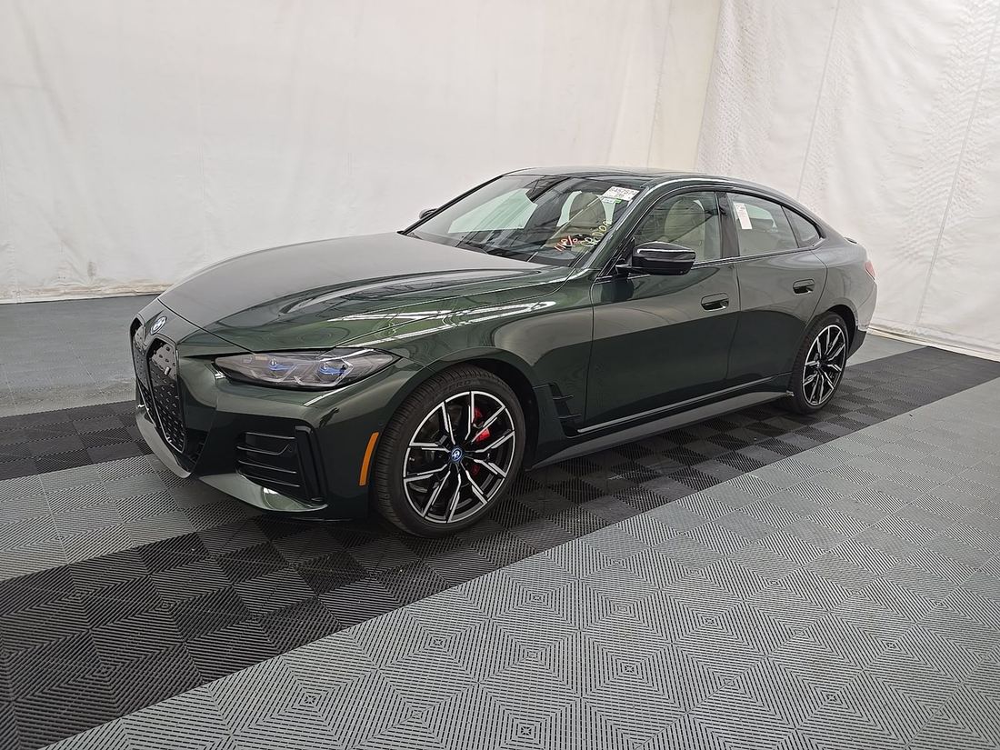 2024 BMW xDrive40