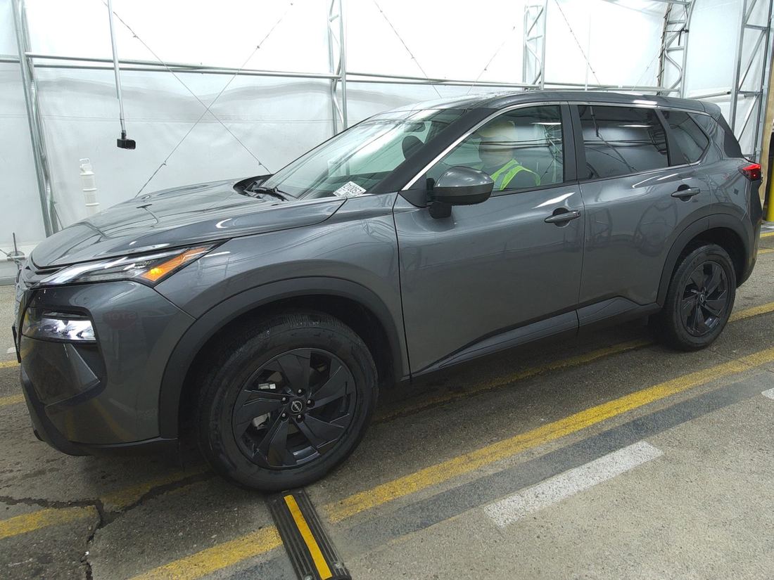 2026 NISSAN SV