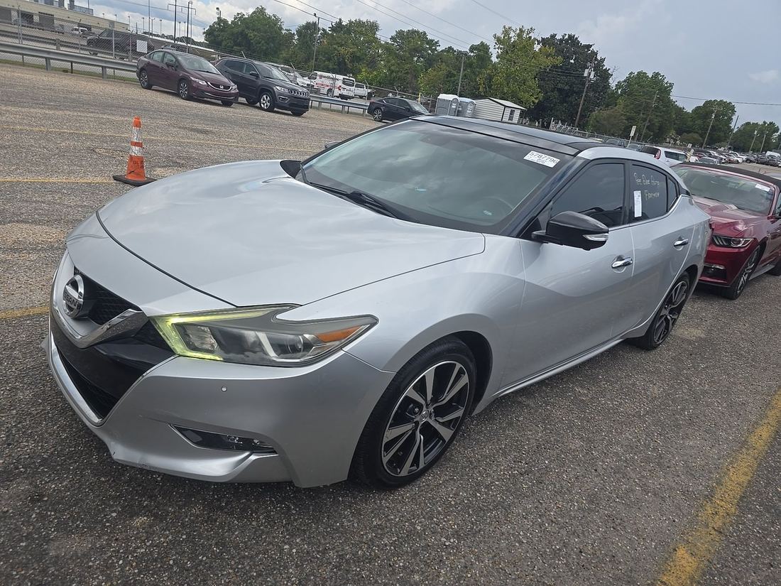 2016 NISSAN Maxima