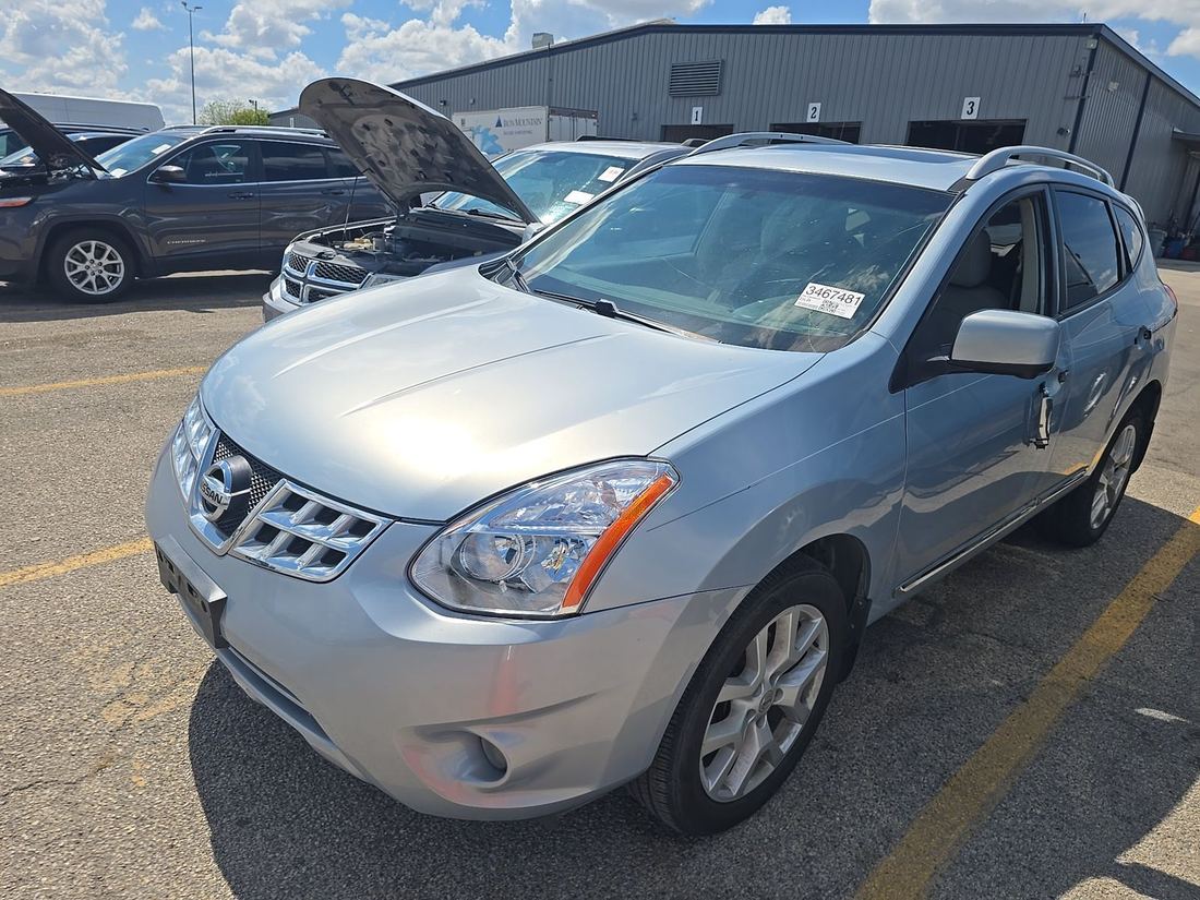 2013 NISSAN Rogue