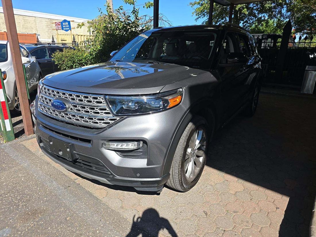 2022 FORD Limited