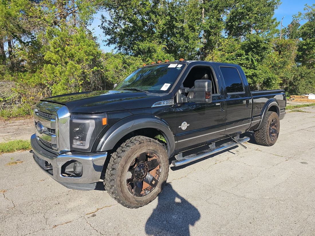 2015 FORD Super Duty - Single Rear Wheel