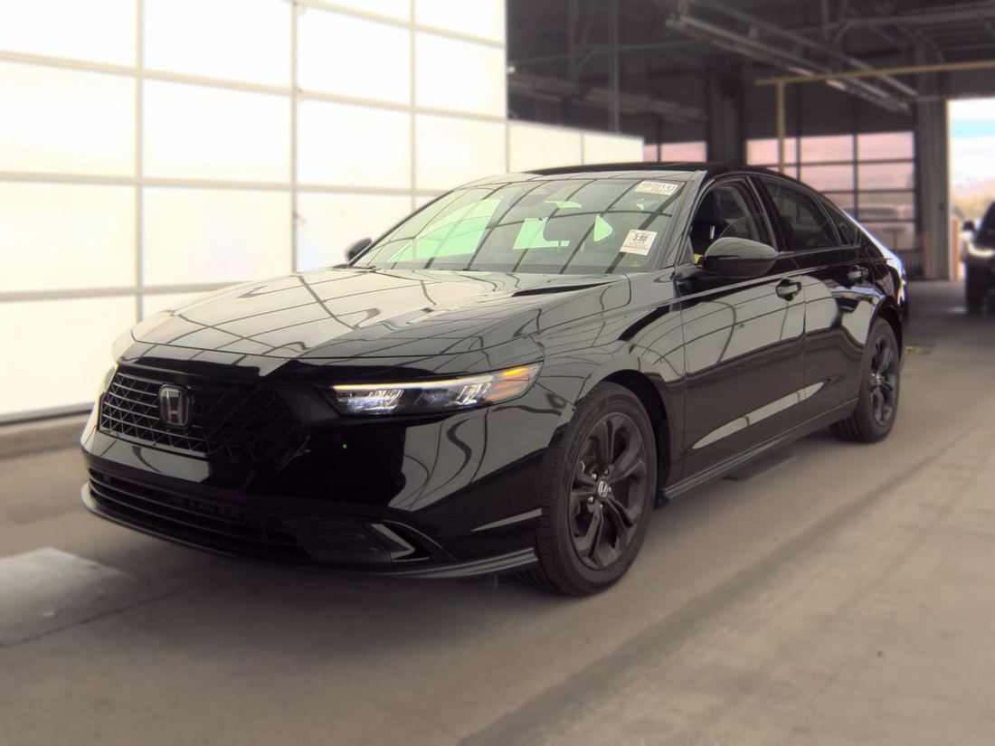 2025 HONDA SE