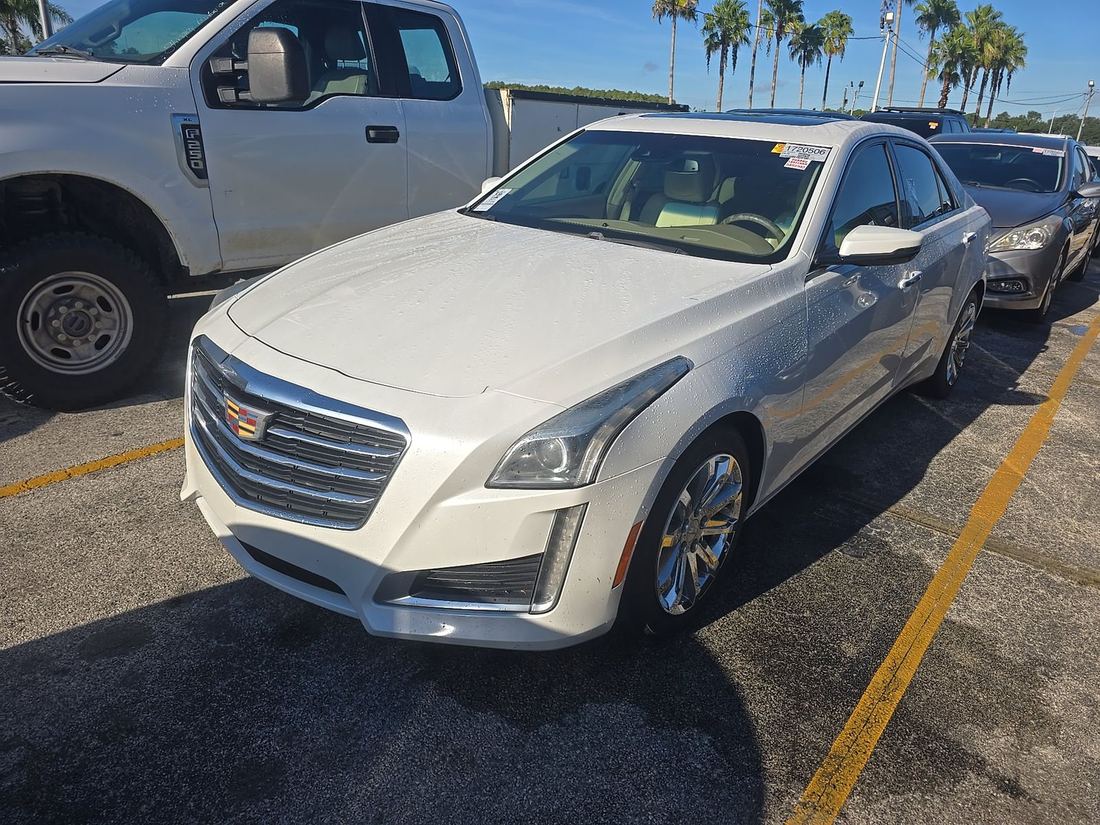 2015 Cadillac Luxury