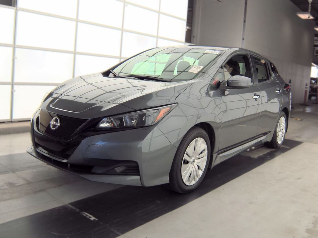 2025 Nissan S