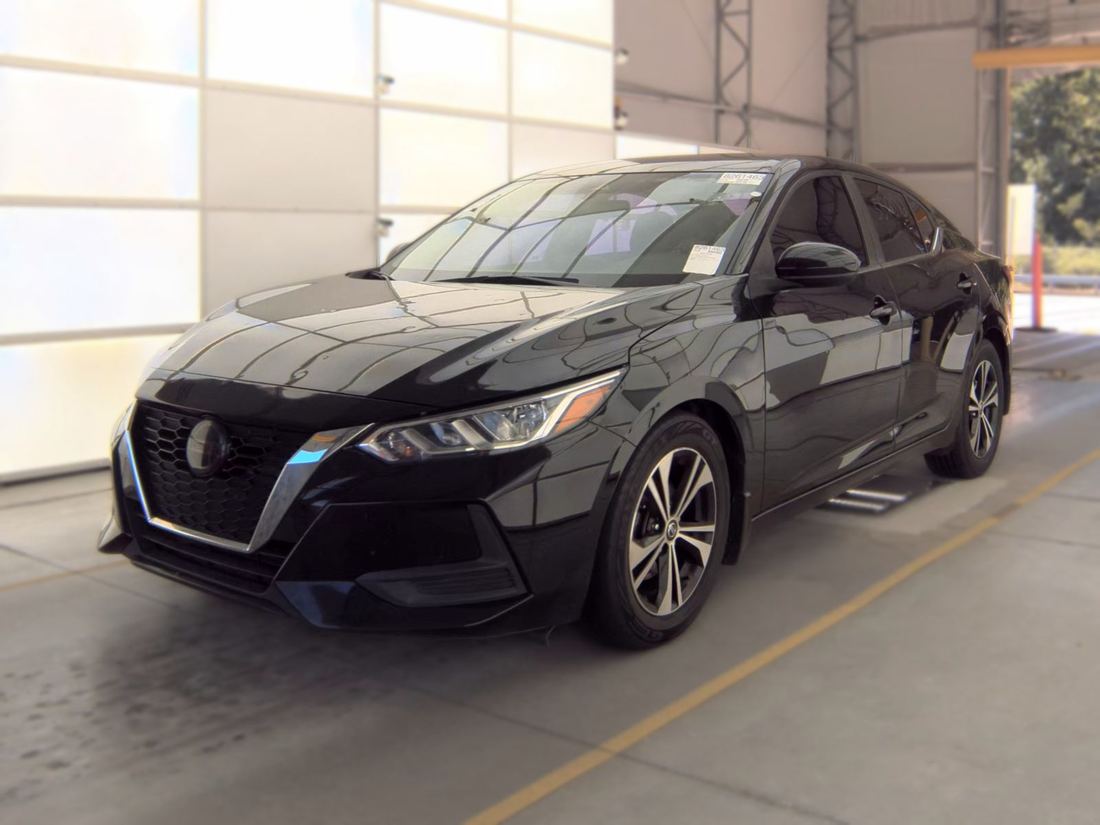 2022 Nissan SV