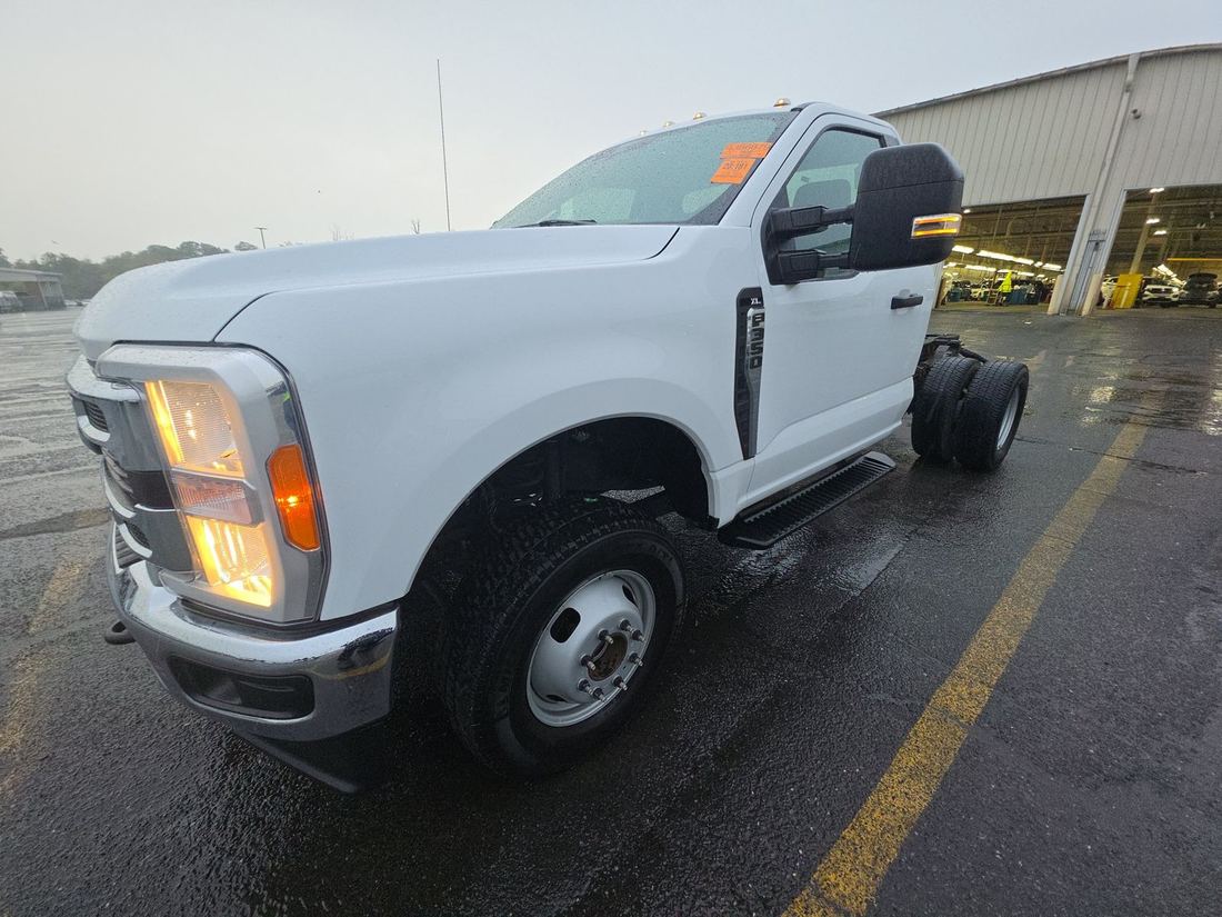 2023 FORD F-Series Super Duty-Dual Rear Wheels